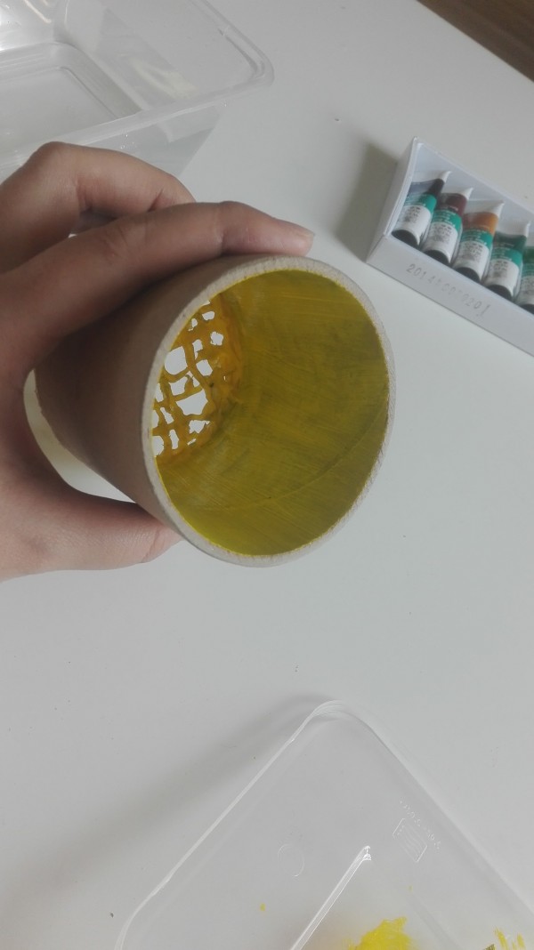 用纸筒做多肉花盆
